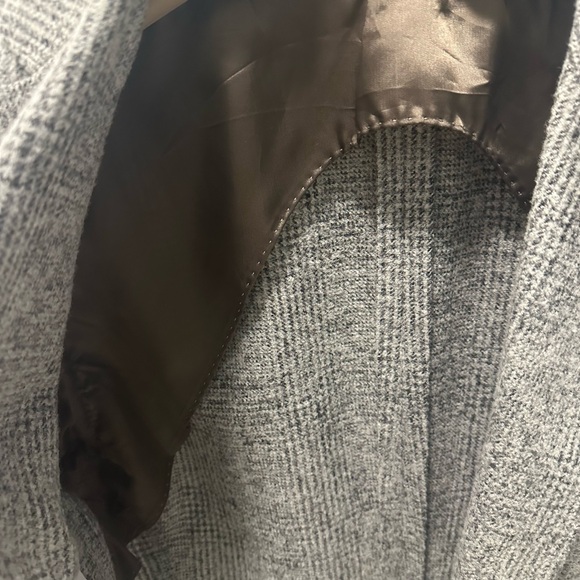 Brunello Cucinelli Deconstructed Wool / Cashmere Blend Blazer - Picture 8 of 12